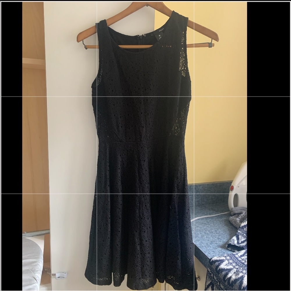 Elegant Black Lace Sleeveless Dress